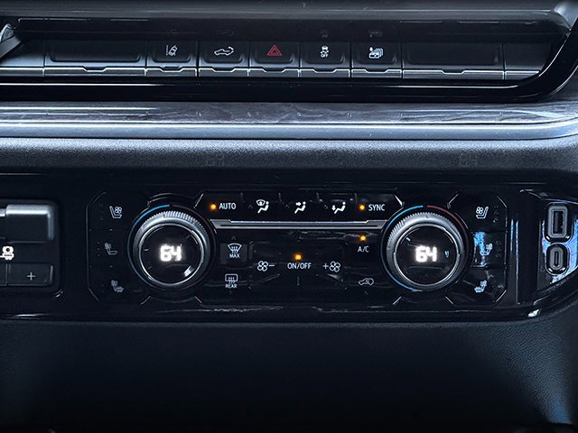 Used 2025 Chevrolet Silverado 2500 LTZ w/ LTZ Convenience Package image 15