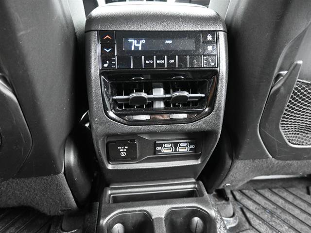 Used 2022 Jeep Grand Cherokee L Limited AWD/4WD image 15