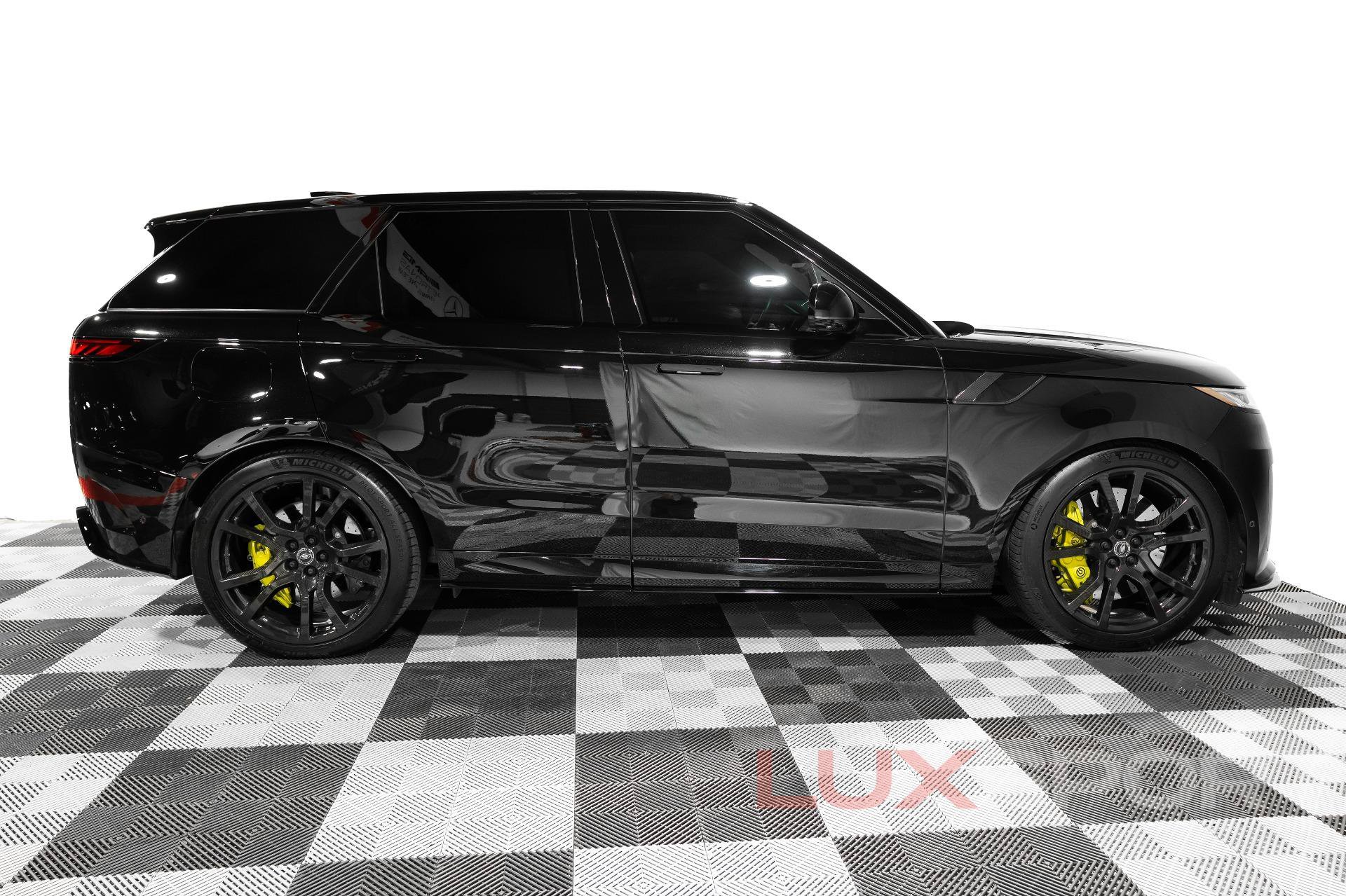 Used 2024 Land Rover Range Rover Sport AWD/4WD image 8