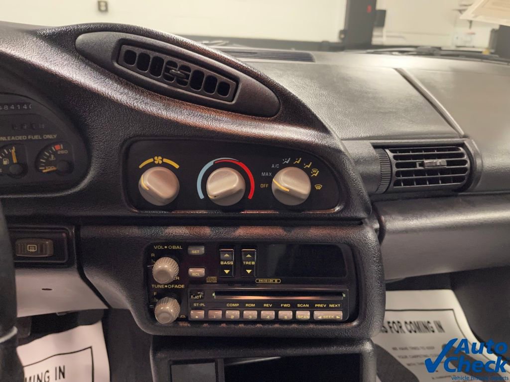 Used 1993 Chevrolet Camaro Z28 image 35