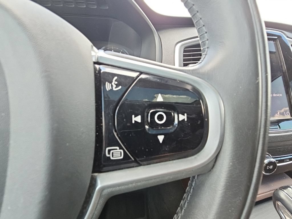 Used 2020 Volvo XC90 T6 Momentum w/ Protection Package Premier AWD/4WD image 43