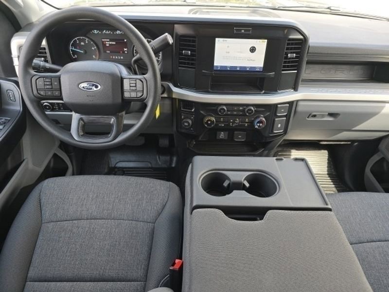 New 2025 Ford F350 XL w/ XL Chrome Package image 4