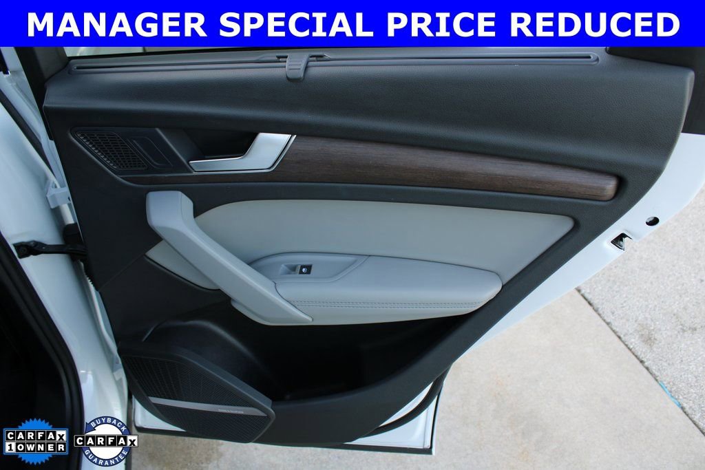 Used 2024 Audi Q5 2.0T Prestige w/ Prestige Package image 29