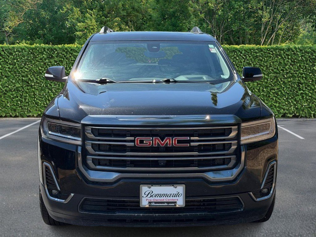 Used 2022 GMC Acadia AT4 w/ Technology Package AWD/4WD image 10