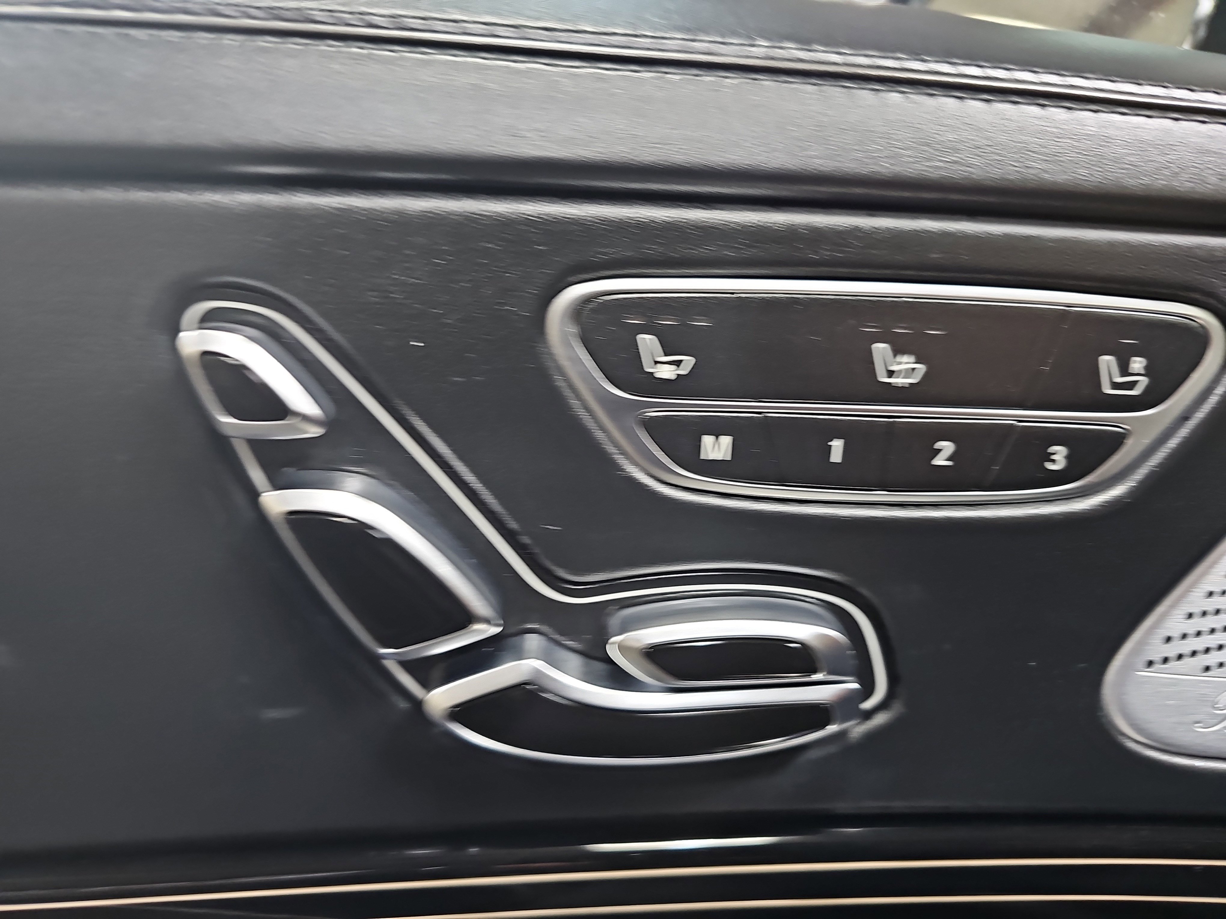 Used 2017 Mercedes-Benz Maybach S 600 image 31