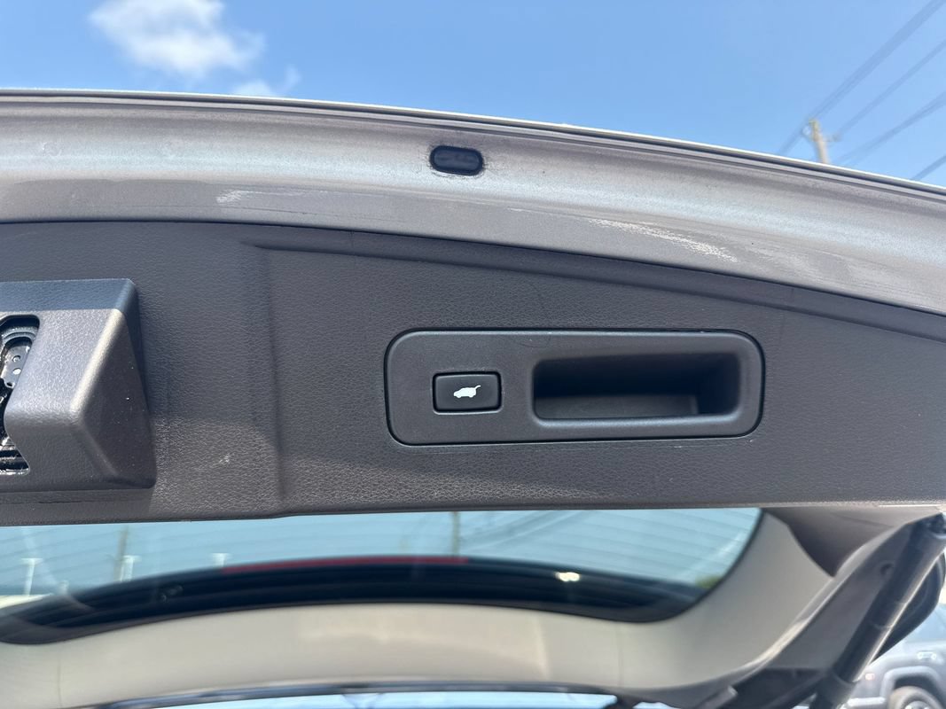 Used 2020 Acura MDX SH-AWD image 15