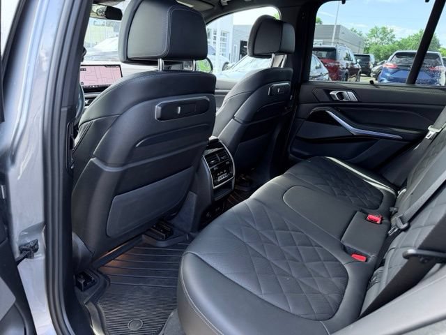Certified 2025 BMW X5 M60i AWD/4WD image 25