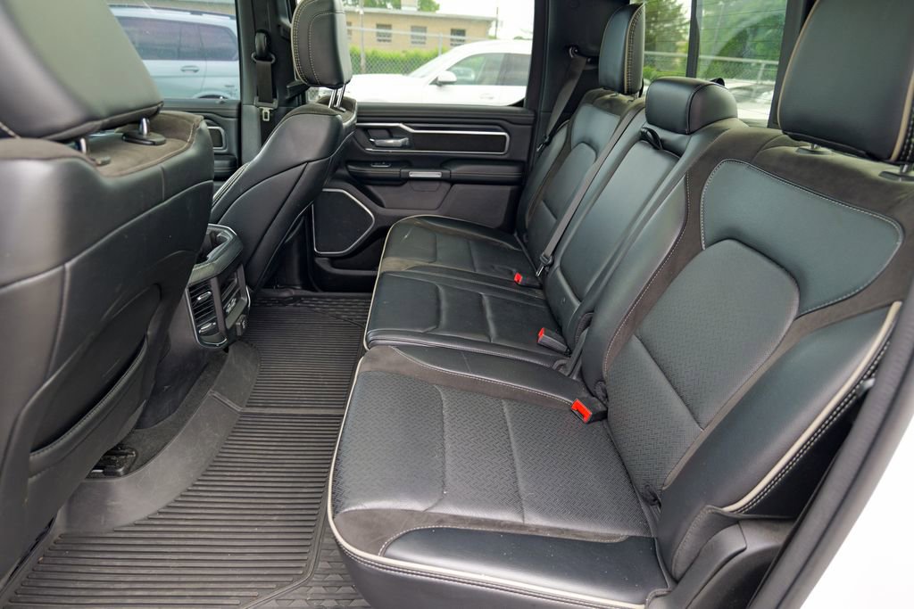 Used 2023 RAM 1500 Laramie AWD/4WD image 33