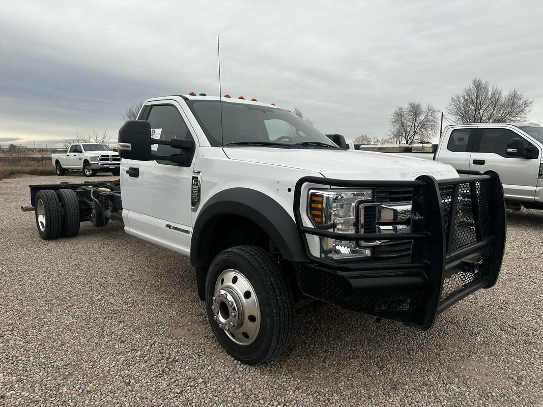 Used 2019 Ford F550 XLT image 1