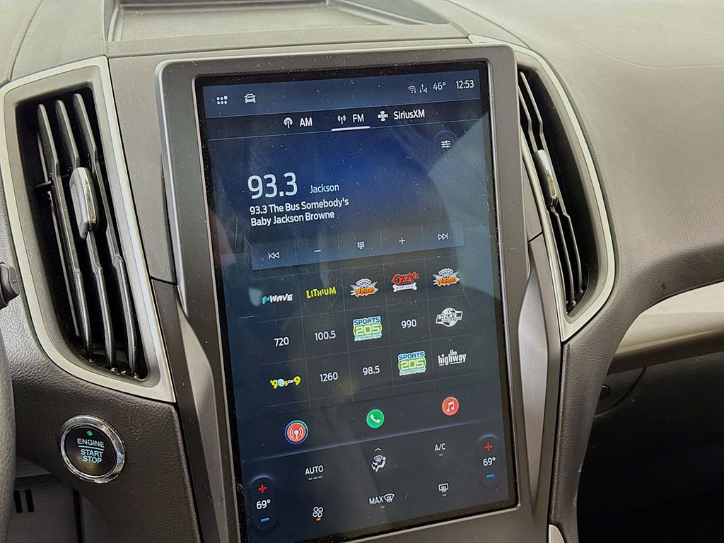 Used 2022 Ford Edge SE image 30