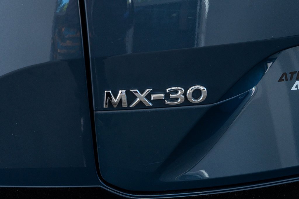Used 2022 MAZDA MX-30 Electric w/ Premium Package image 23