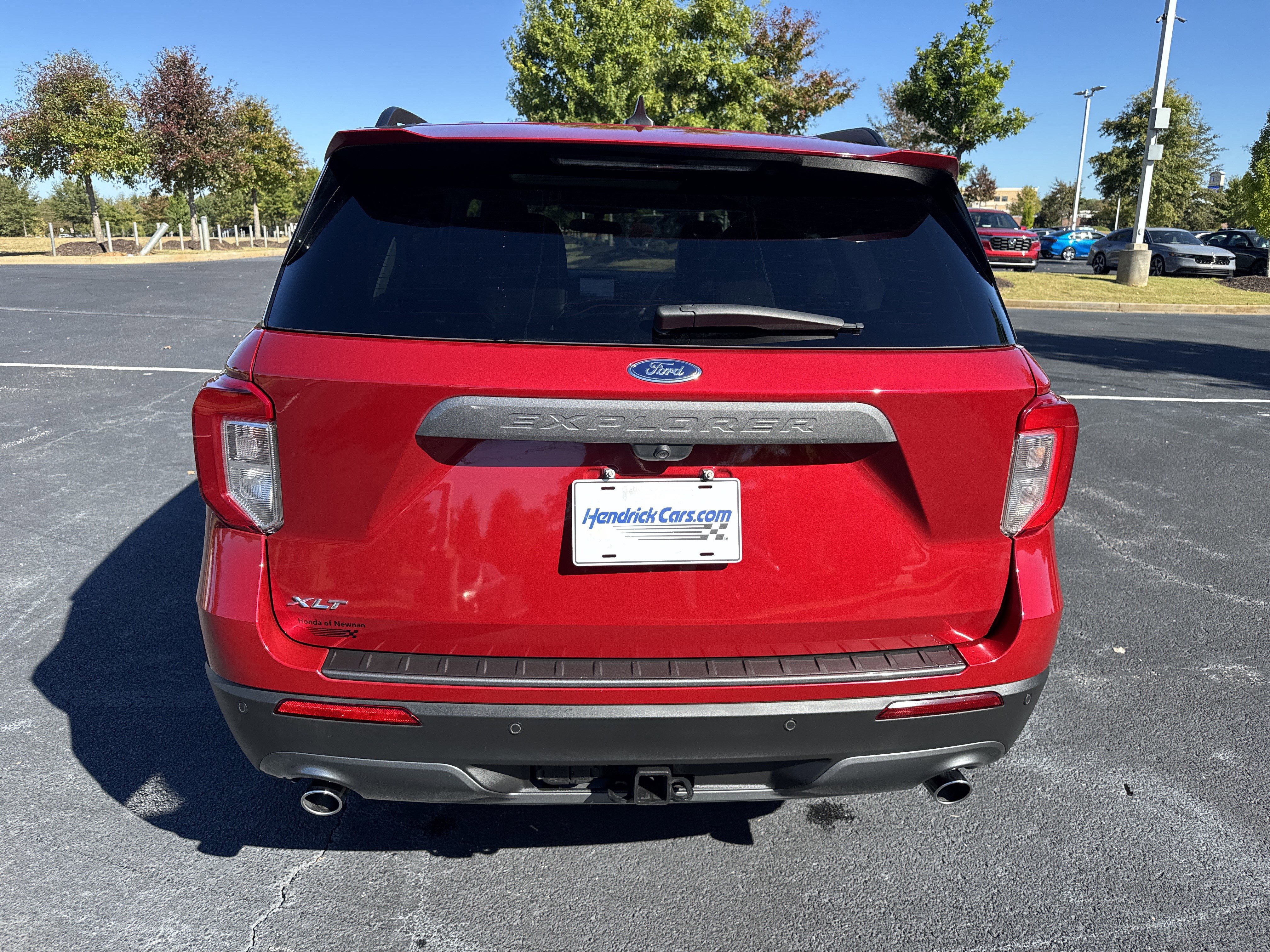 Used 2023 Ford Explorer XLT w/ Equipment Group 202A image 8