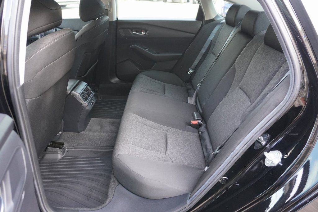Used 2025 Honda Accord LX image 18