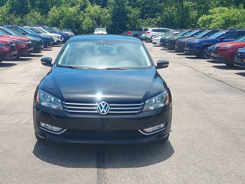 Used 2015 Volkswagen Passat 1.8T SE FWD image 2