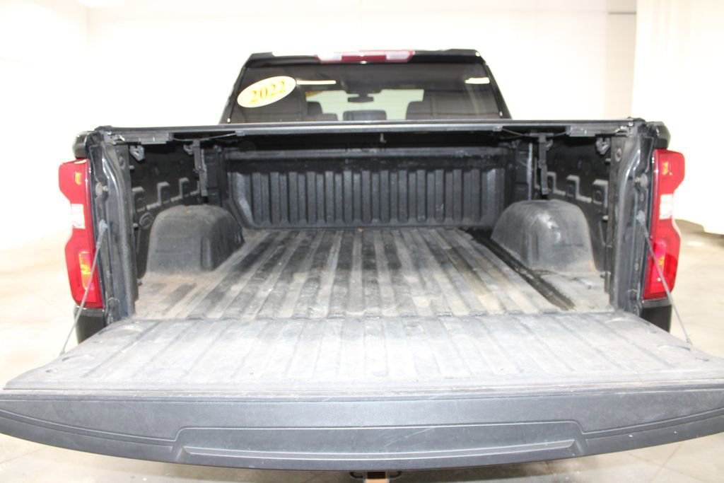 Used 2022 Chevrolet Silverado 1500 RST w/ Safety Package image 18