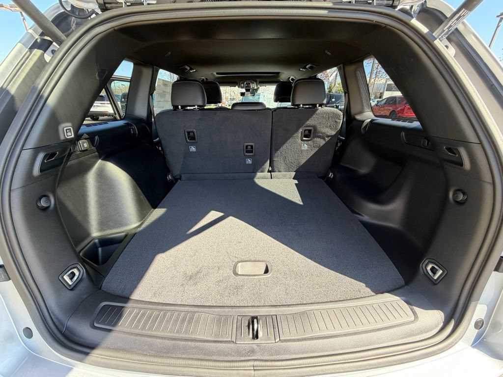 New 2026 Jeep Grand Cherokee Altitude AWD/4WD image 26