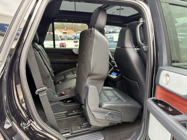 Used 2024 Lincoln Navigator Reserve image 13