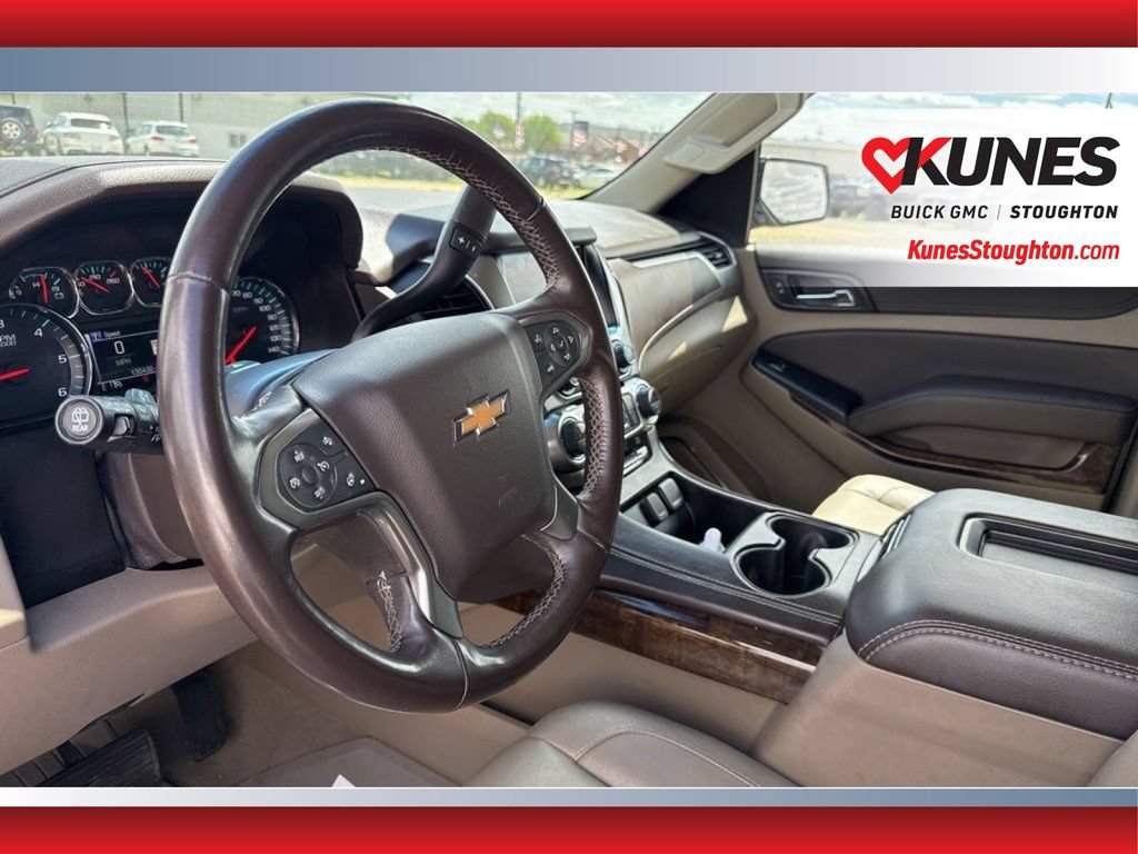 Used 2019 Chevrolet Suburban LT AWD/4WD image 28