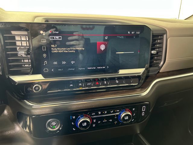 Used 2023 GMC Sierra 1500 SLT image 19