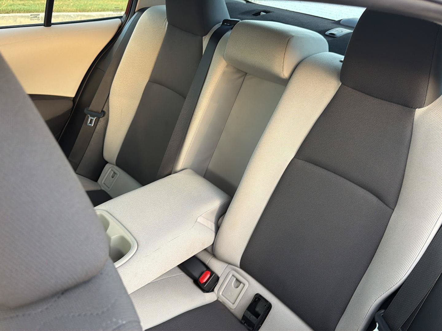 Certified 2025 Toyota Corolla LE w/ Convenience Package FWD image 30