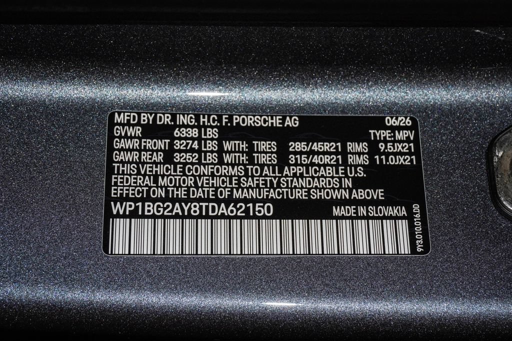 New 2026 Porsche Cayenne GTS AWD/4WD image 30