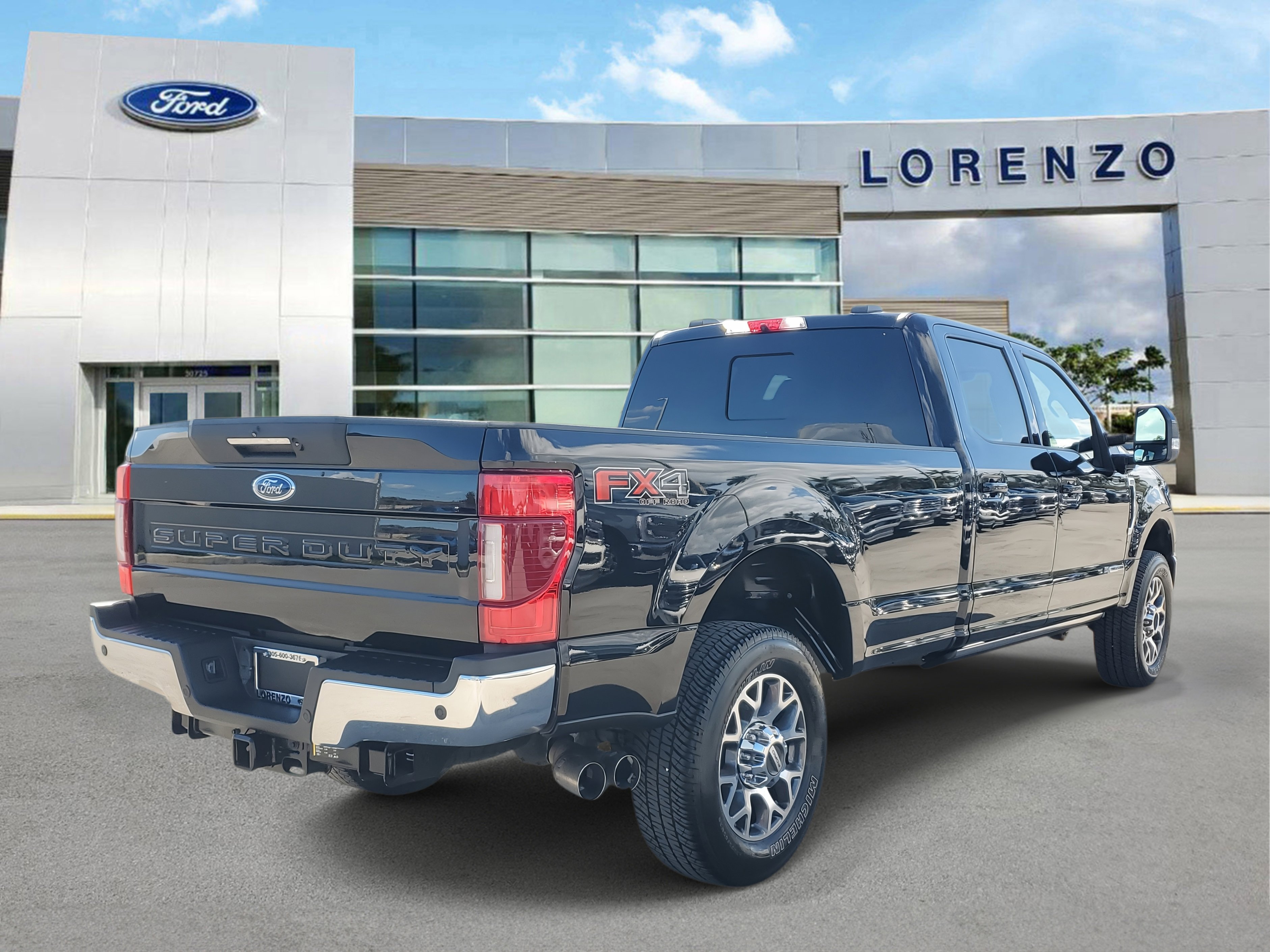 Used 2022 Ford F350 Lariat w/ Lariat Ultimate Package image 5