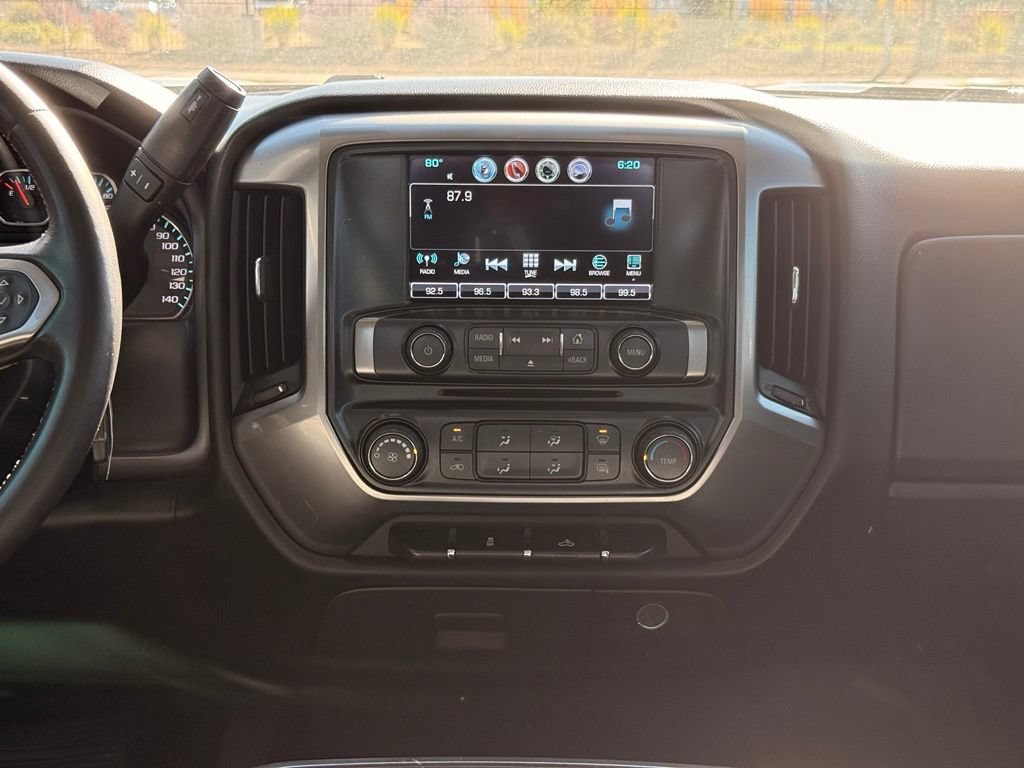 Used 2018 Chevrolet Silverado 1500 LT AWD/4WD image 21