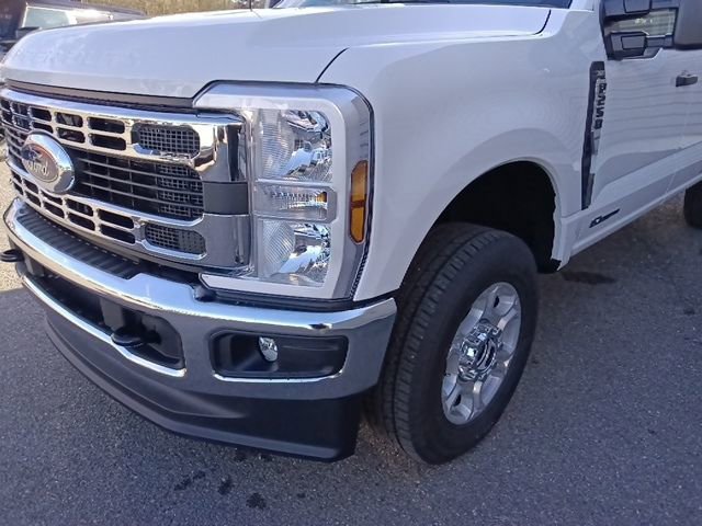 New 2026 Ford F250 XLT image 9