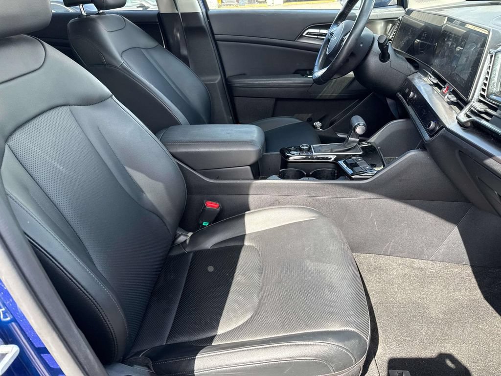 Certified 2023 Kia Sportage EX FWD image 13