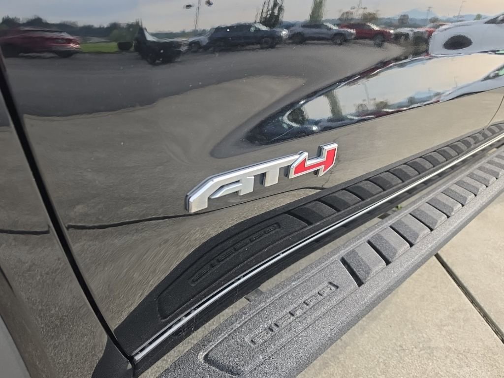 Used 2022 GMC Sierra 1500 AT4 w/ AT4 Preferred Package AWD/4WD image 38
