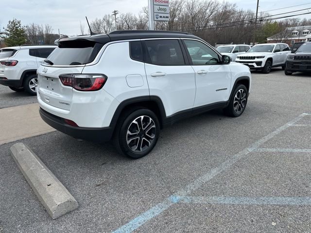 Certified 2022 Jeep Compass Limited image 8