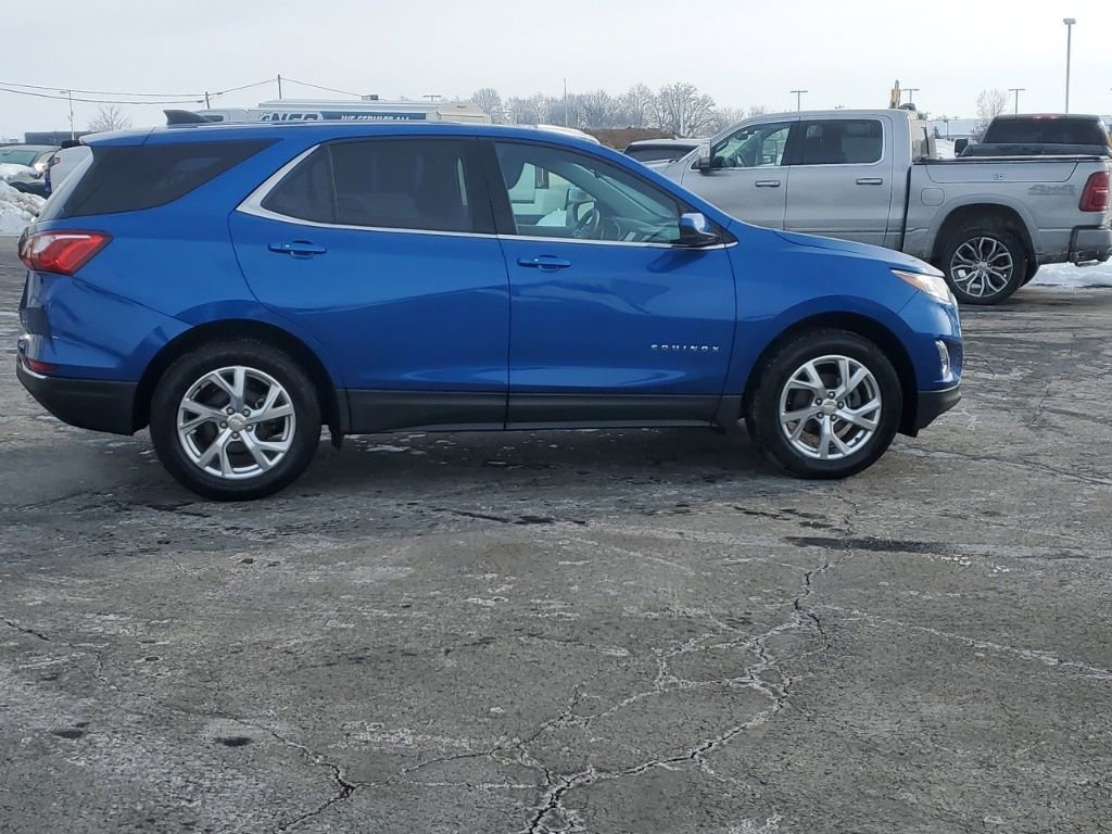 Used 2019 Chevrolet Equinox LT w/ LT Appearance Package image 9