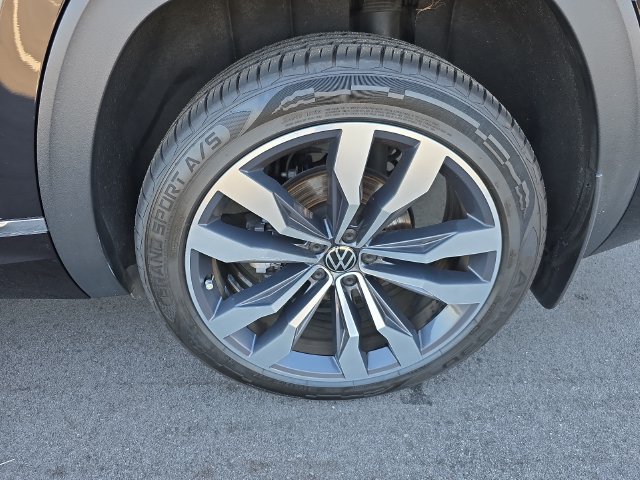 Used 2021 Volkswagen Atlas SEL R-Line FWD image 30
