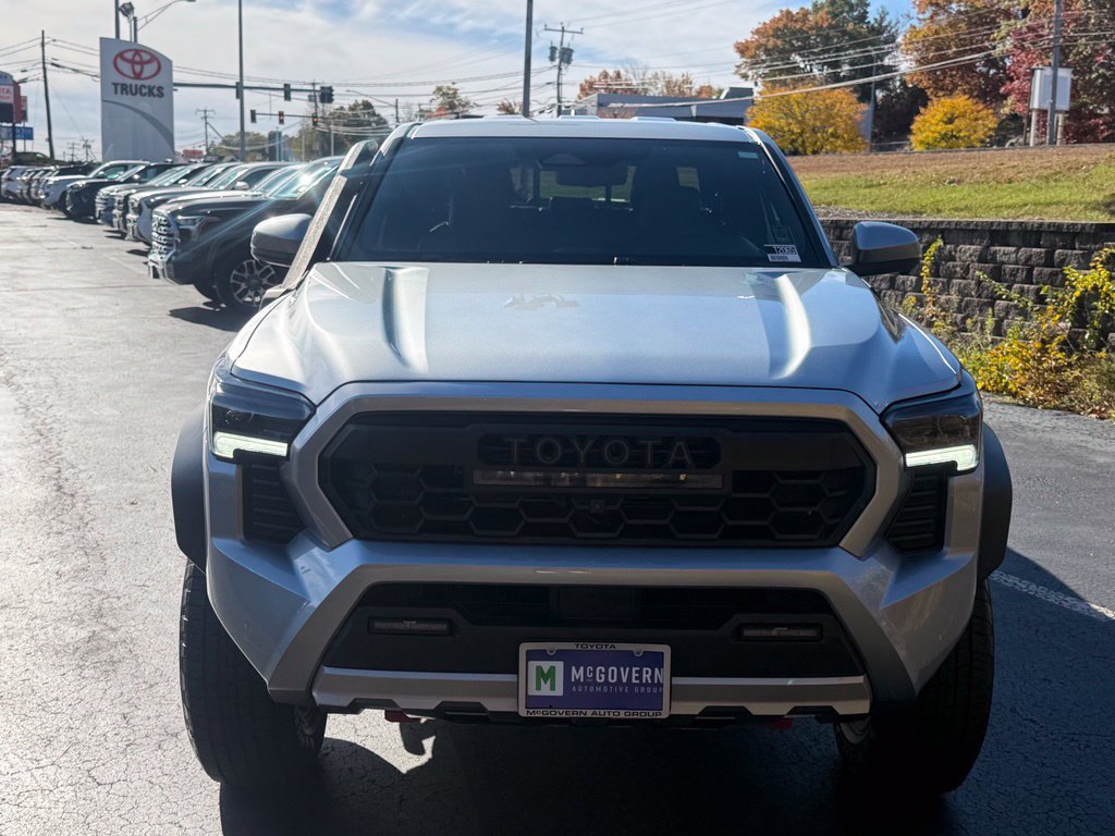 Certified 2025 Toyota Tacoma 4x4 Double Cab Hybrid image 13