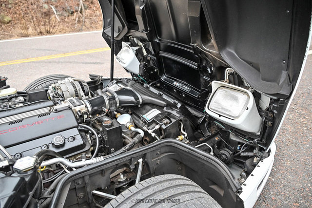 Used 1995 Chevrolet Corvette Coupe image 31