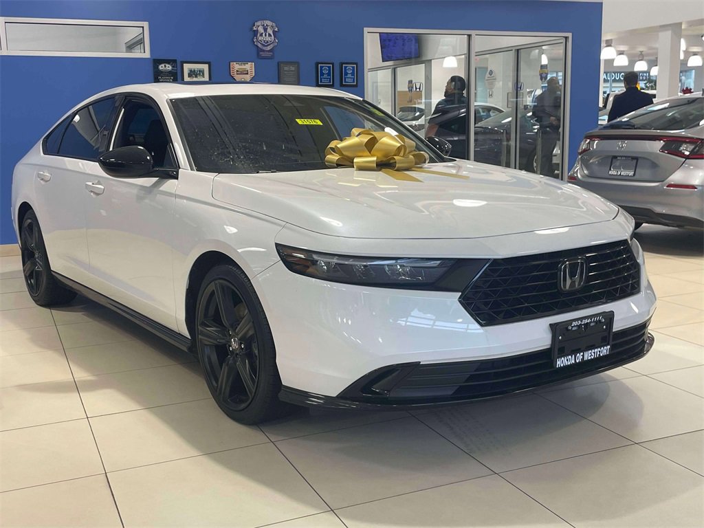 Used 2024 Honda Accord Sport image 1
