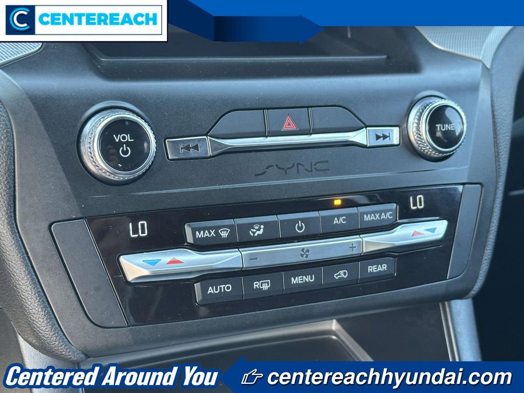 Used 2020 Ford Explorer XLT w/ Equipment Group 202A image 26