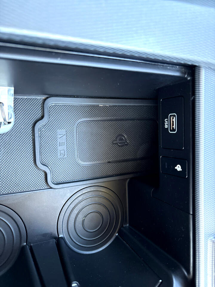 Used 2022 Hyundai Palisade SEL w/ 8P Bench Seat Package image 27