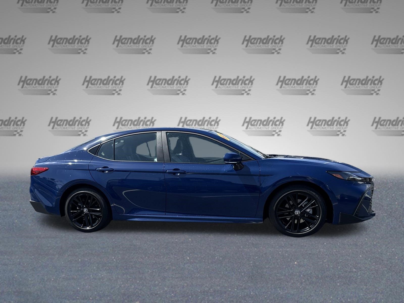 Used 2025 Toyota Camry SE w/ Multimedia Upgrade Package FWD image 10