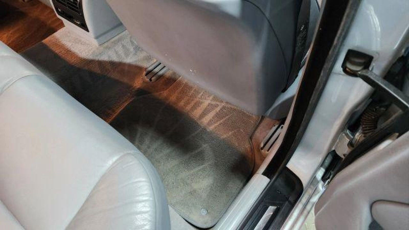 Used 1999 BMW 528i Sedan RWD image 20