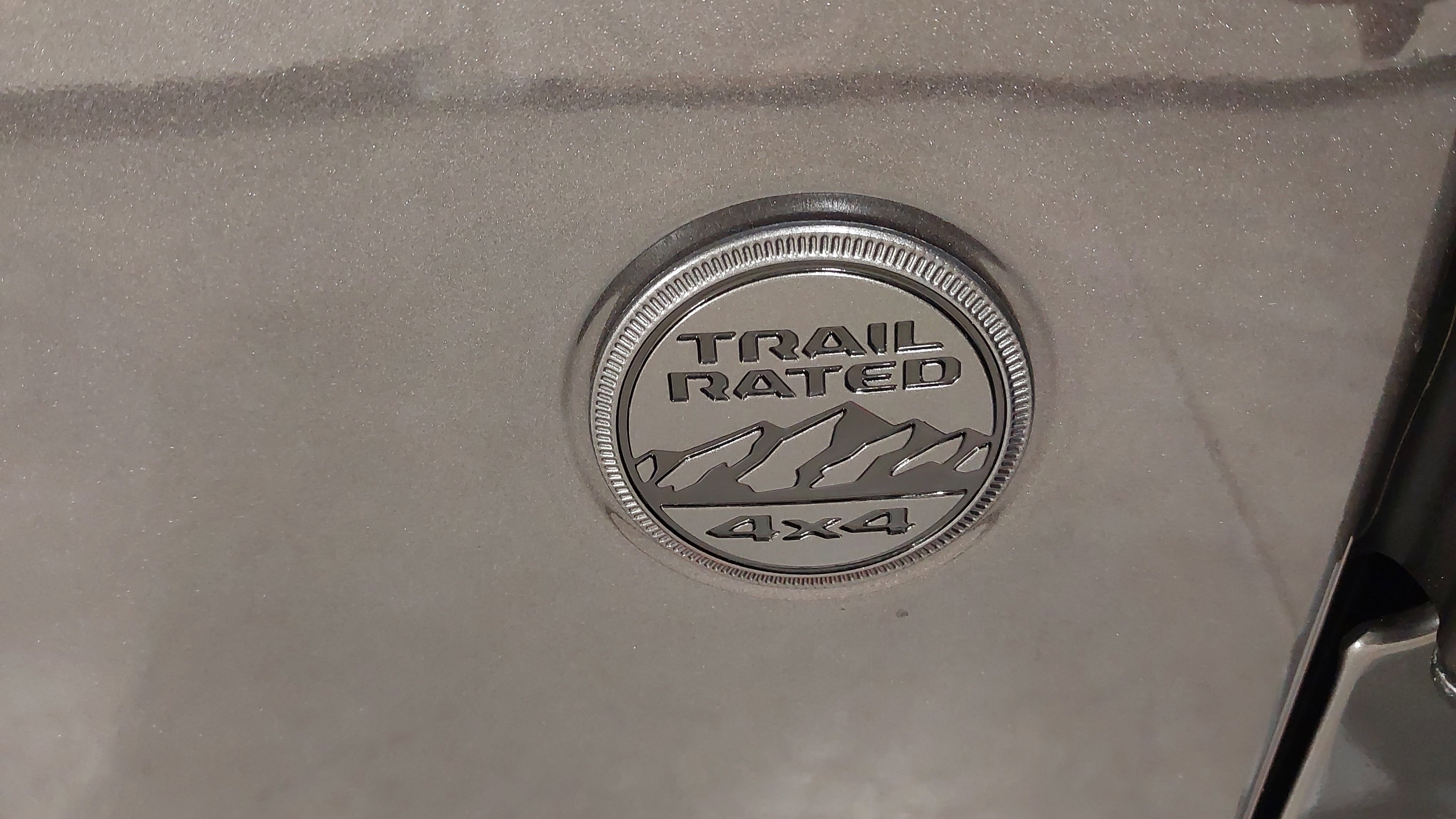 Used 2024 Jeep Gladiator Willys image 33