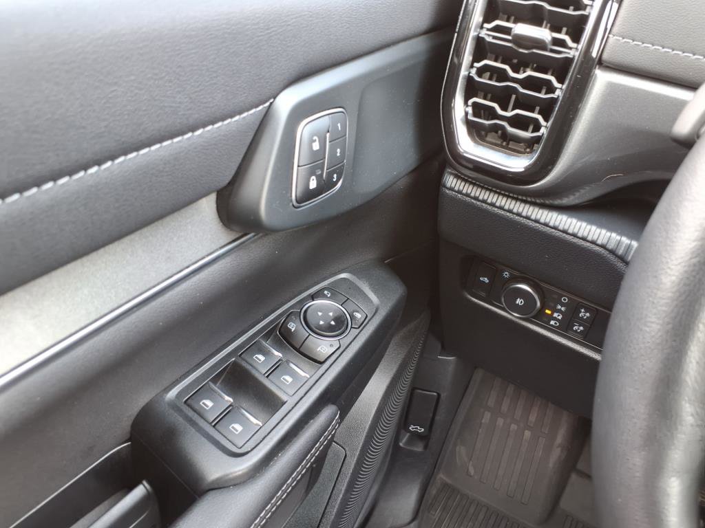 Used 2024 Ford Ranger Lariat w/ Trailer Tow Package image 22