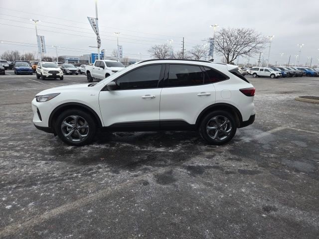 Certified 2025 Ford Escape ST-Line w/ Tech Pack #1 image 3