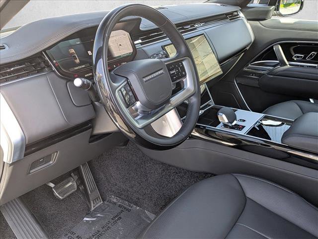 Used 2025 Land Rover Range Rover Long Wheelbase SE image 10