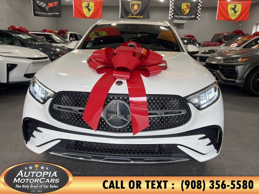 Used 2025 Mercedes-Benz GLC 350e 4MATIC w/ AMG Line image 42