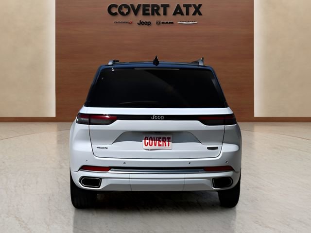 Used 2023 Jeep Grand Cherokee Summit w/ MOPAR Finishing Package image 4