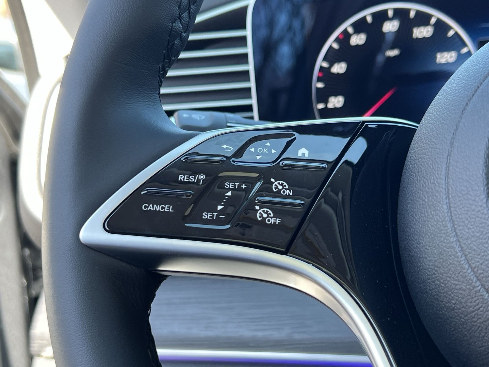 New 2026 Mercedes-Benz GLE 450 4MATIC image 31