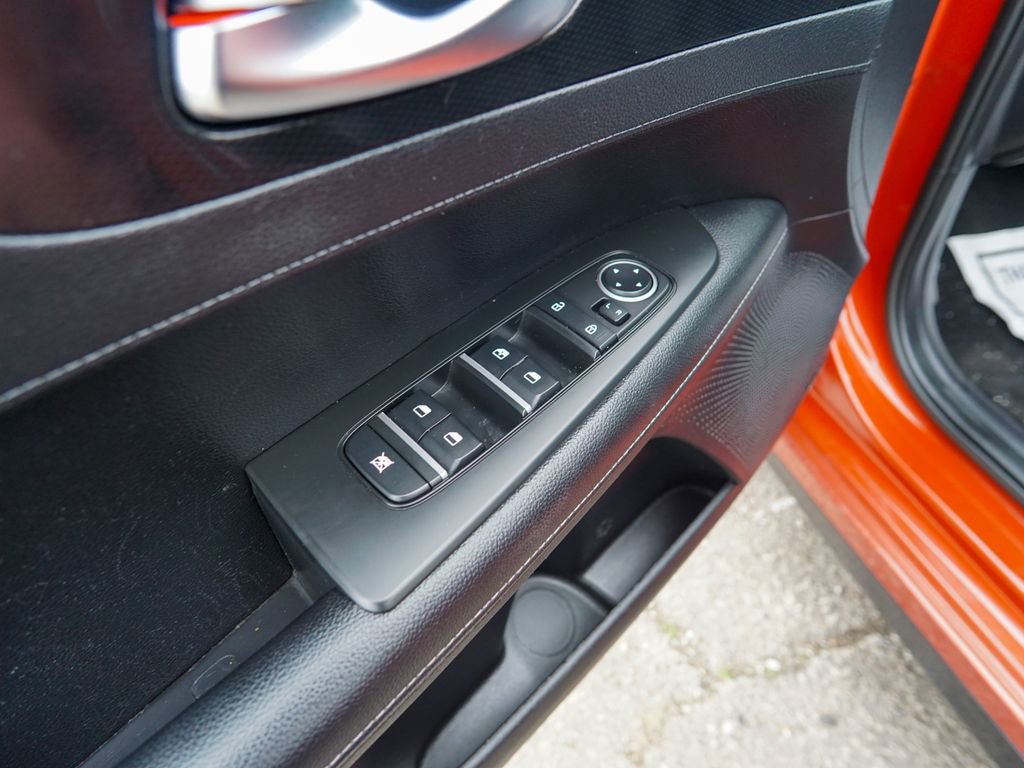 Used 2021 Kia Forte GT-Line w/ GT-Line Premium Package image 17