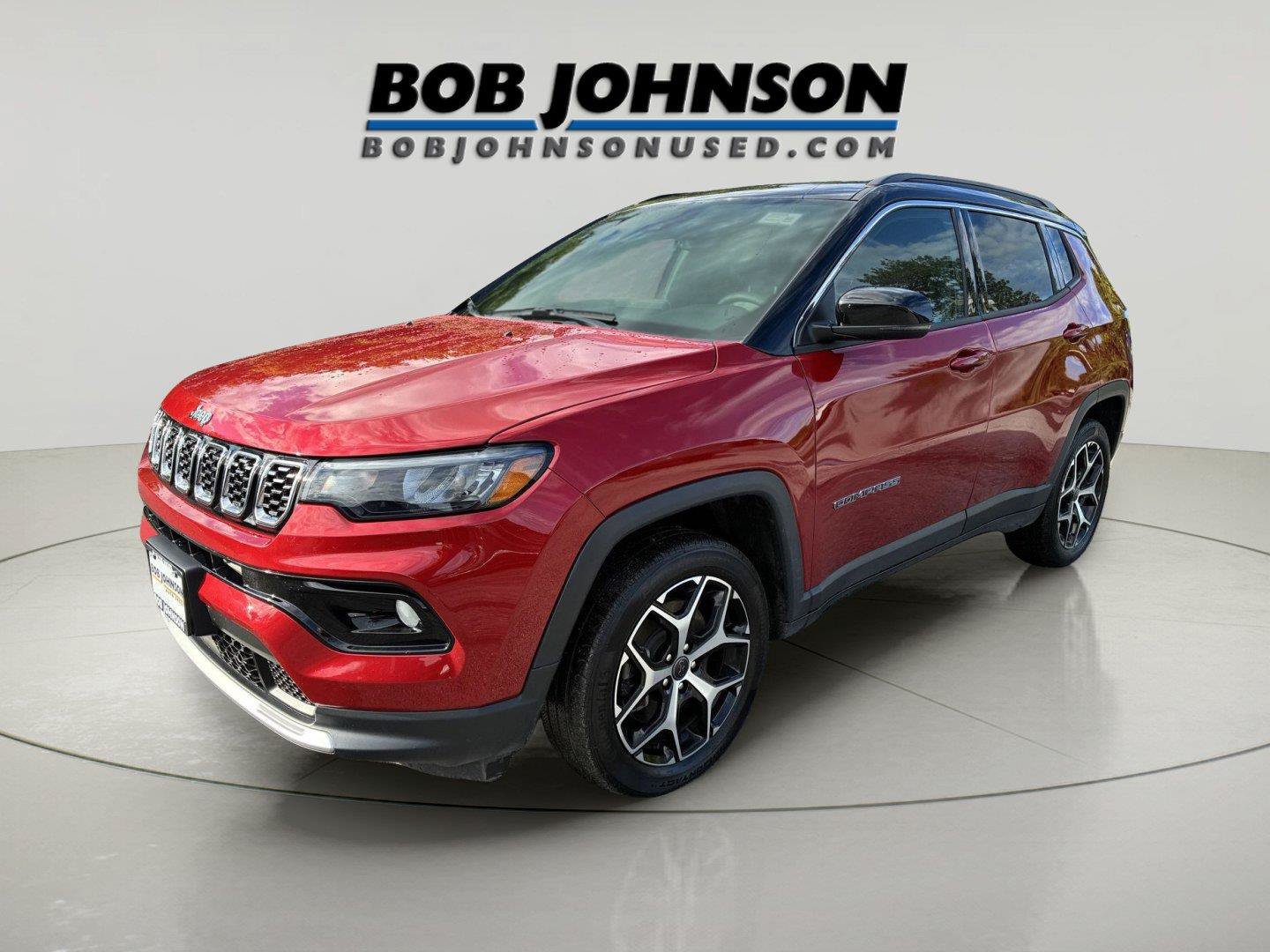 Used 2025 Jeep Compass Limited AWD/4WD image 3