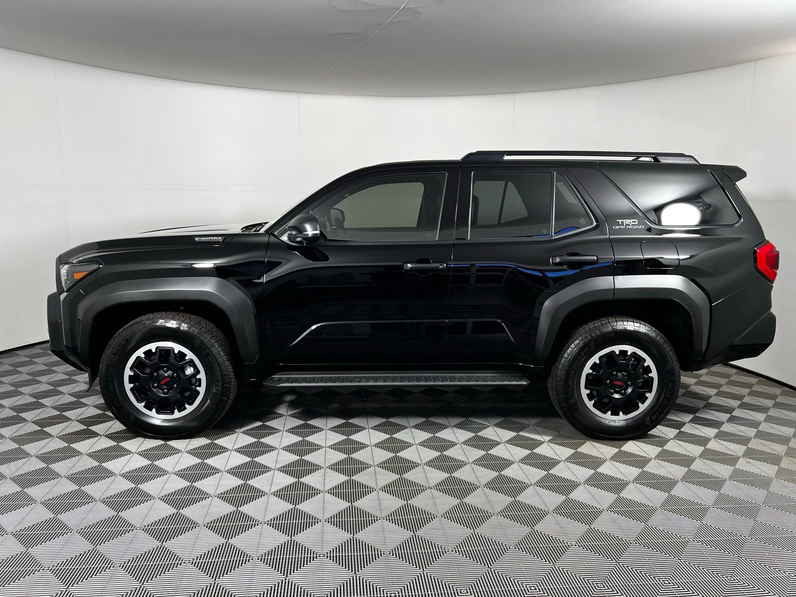 Used 2026 Toyota 4Runner TRD Off-Road Premium w/ Tow Technology Package AWD/4WD image 8